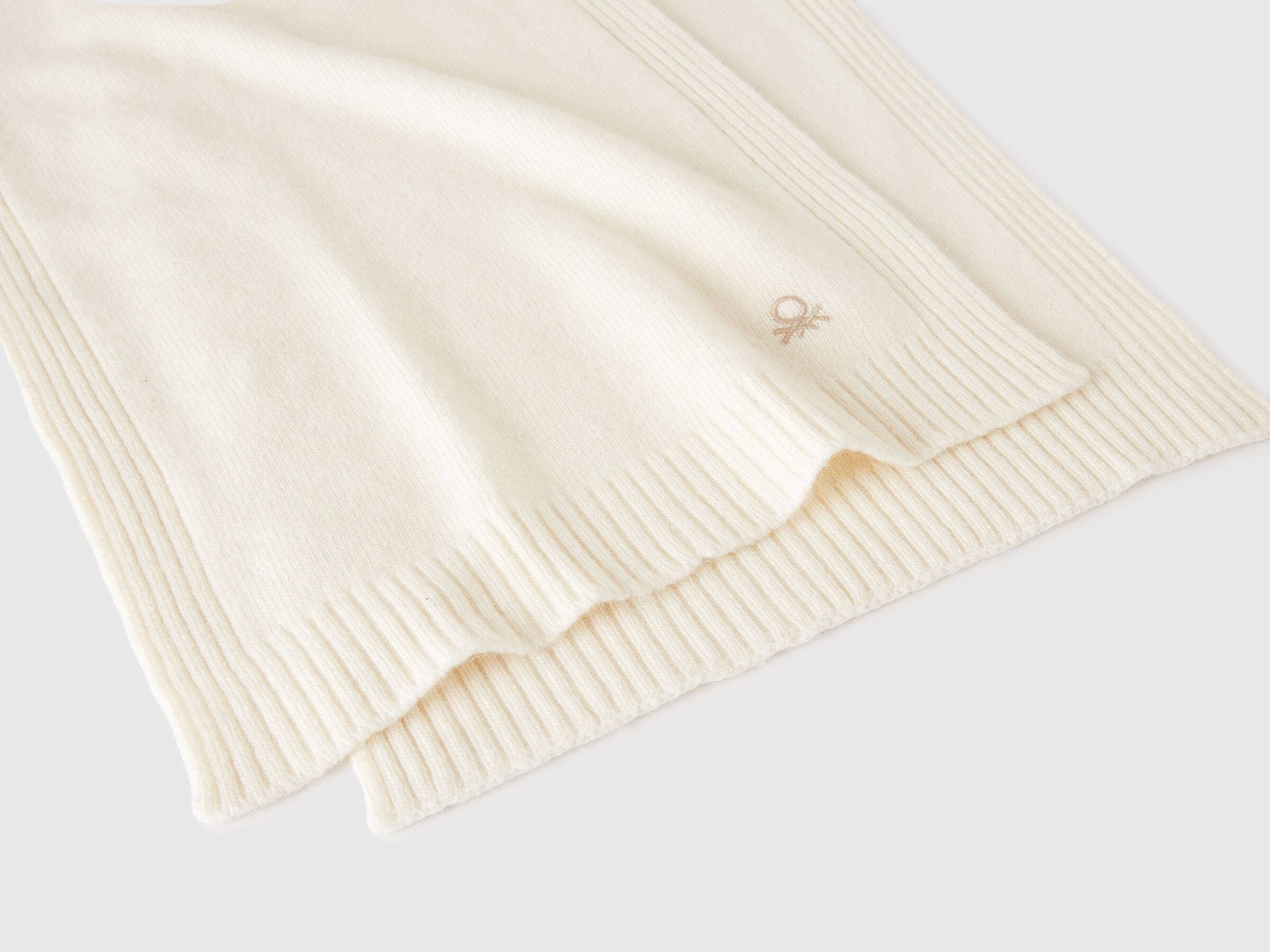 KNITTED SCARF Women image number 2